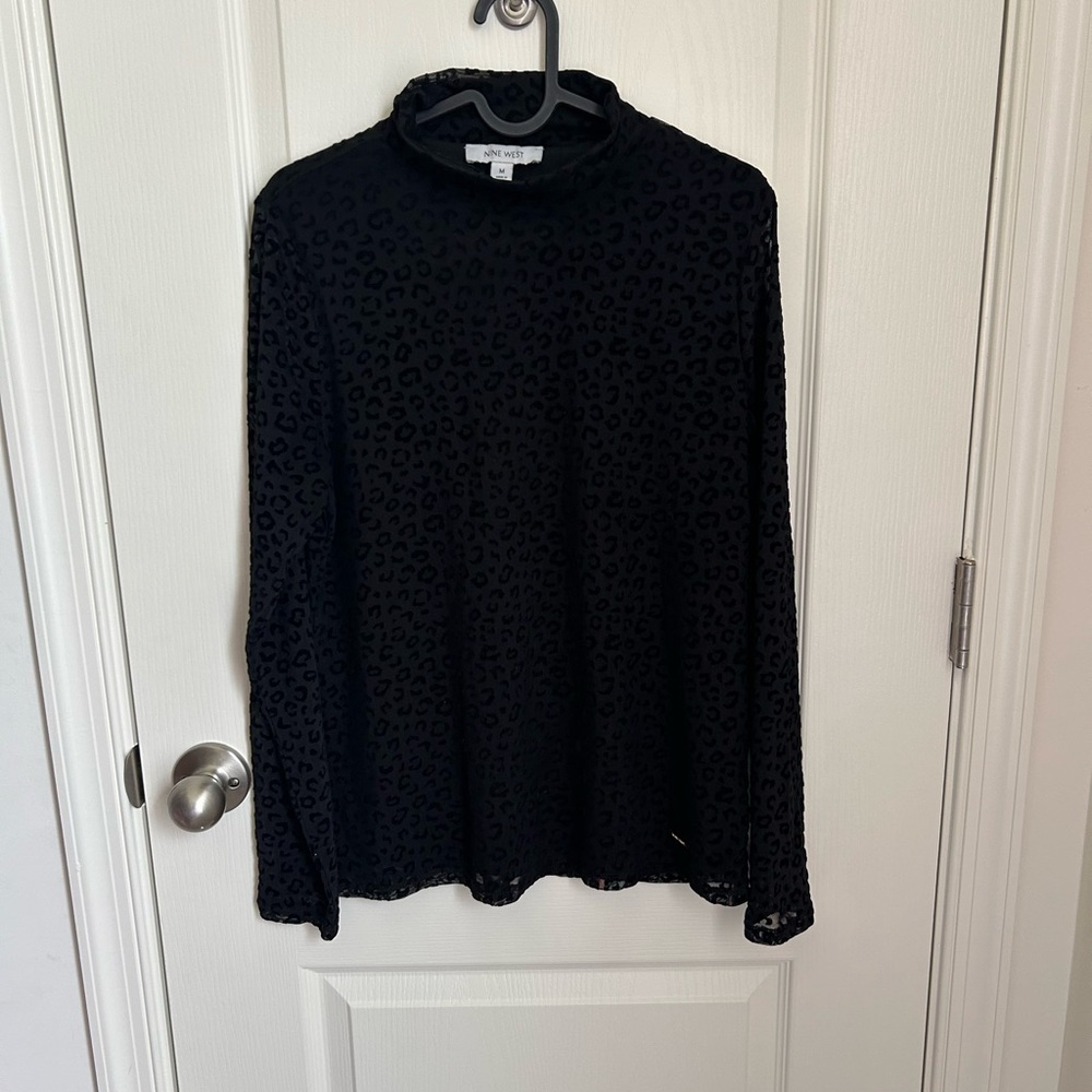Nine West Women's High Collar Long Sleeve Blouse Size Medium Chic Stylish Top